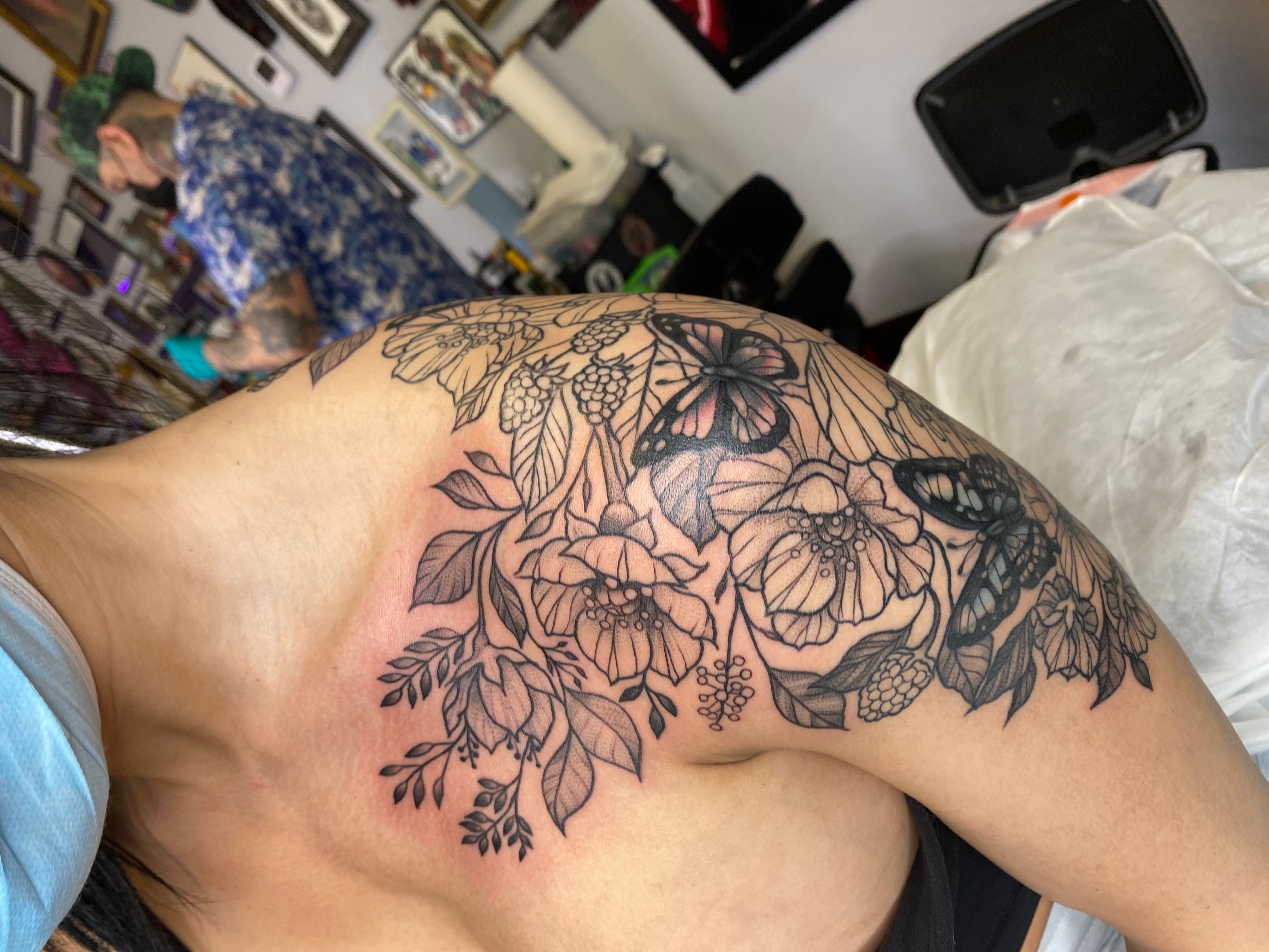Cover up and rework 🌸🌿 Here the rose... - Tattoos by Rhianne | Facebook
