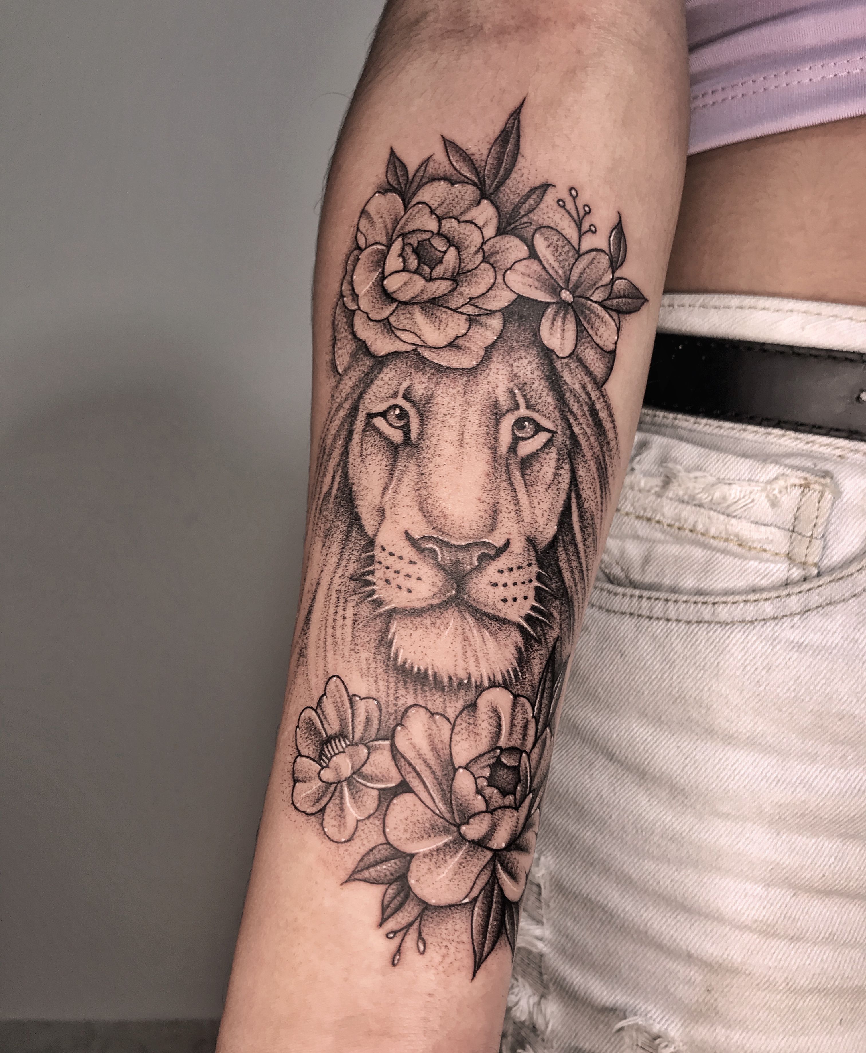 Lion and Flowers  Tattoo Timelapse  YouTube