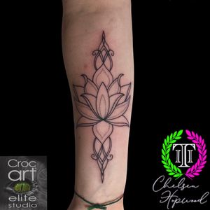 Lotus. #tattoo #linework #lineworktattoo #lotusflower #cutetattoo #girlytattoo