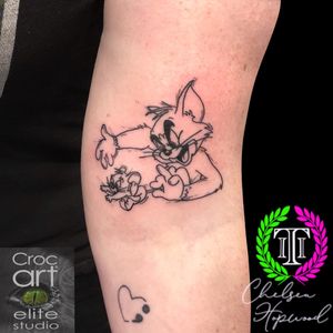 Tom & Jerry. #tattoo #tomandjerry #cartoontattoo #lineworktattoo #sketchtattoo #fineline #linework