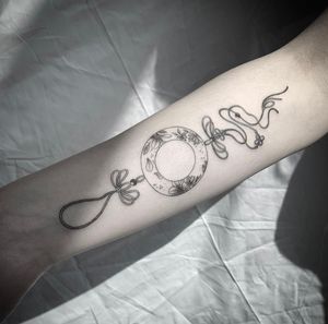 Korean acc norigae tattoo #yuzutattoos #fantattoo #koreanfantattoo#japanesefantattoo#flowerfantattoo