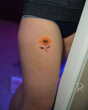 fineline-color-realistic-sunflower-tattoo#Floral