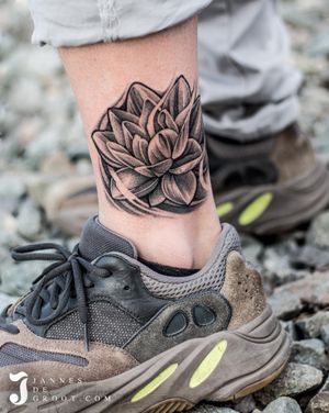 Lotus flower, done by jannes de groot