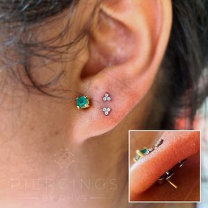 This was just so cool i had to post it straight away. Fresh Stacked Lobe piercing featuring 2 Genuine Swarovski CZ trinity ends from anatometal for Isabella! Arnt they just SUPER CUTE?!? Pierced at @primitivetattoo Jewellery from @anatometalinc with genuine @swarovski CZs Pierced with @isneedles