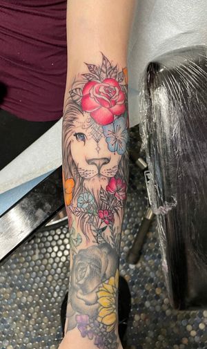Lion and floral piece 