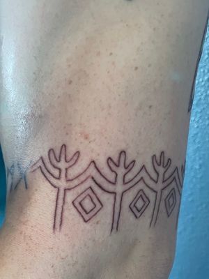 Progress on half sleeve; Celtic design band above right elbow. Will give photonegative effect when completed #band #celtic #design #stencil #progress