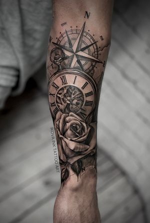 Rose, clock, compass, watch. 