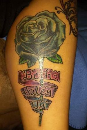 "BLUE ROSE w/Banner" includes script lettering. Performed by "HUDY" @ #HUDYTATS