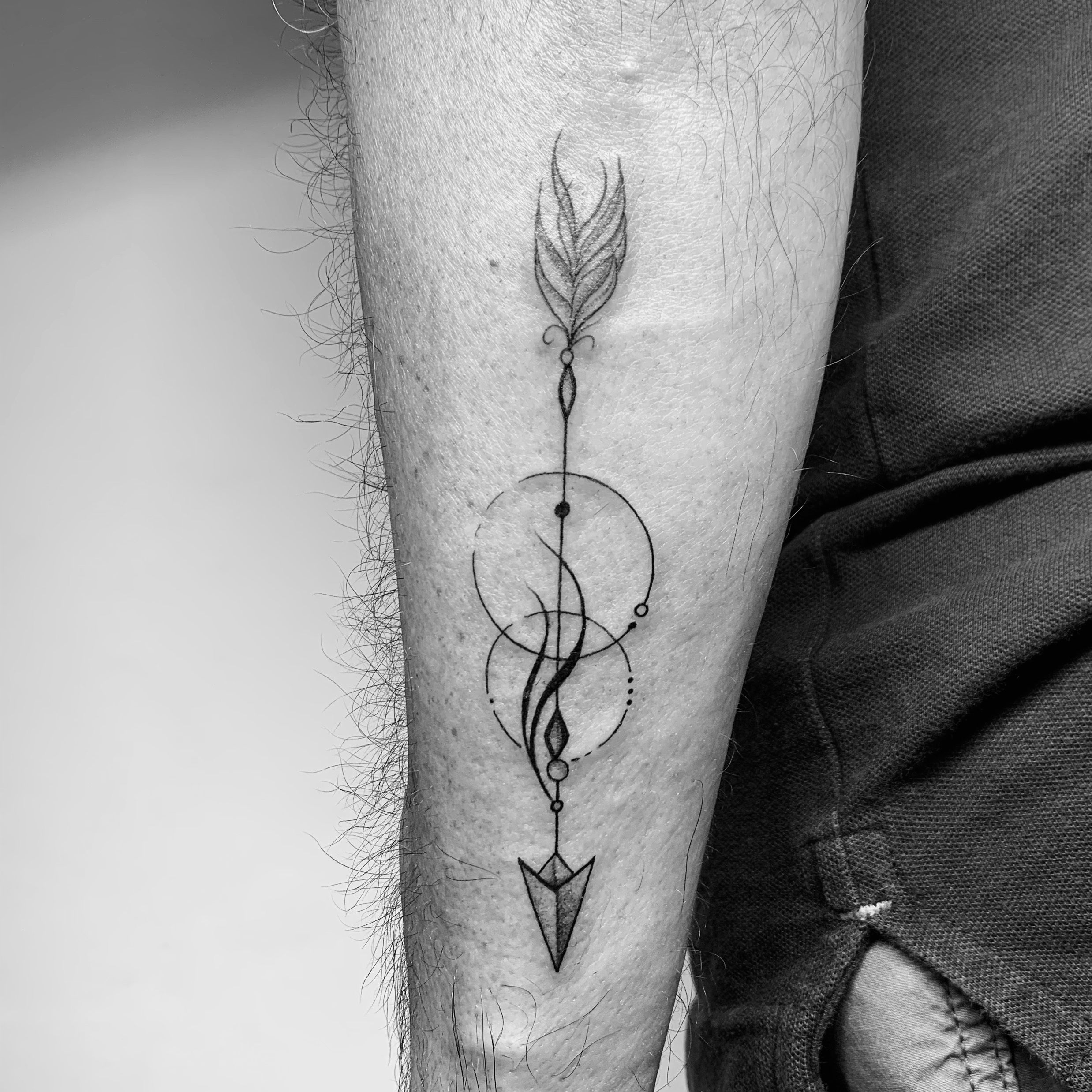 Tattoo uploaded by Evil and Love Tattoo • Geo's work #arrows #bowandarrow  #arrow #blackwork #blckwrk #abstract #abstractart #abstractartist #creative  #sacredgeometry • Tattoodo