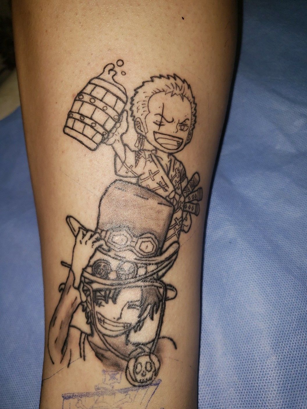 Luffy and Zoro🥶 . Artist: @ivandorado.tattoo . #anime #animetattoo #t