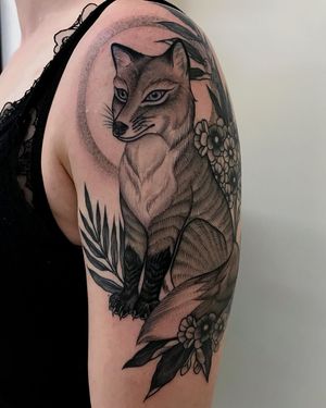 Experience the allure of the wild with this intricately detailed illustrative fox tattoo by Giada Knox. Perfect for nature lovers.