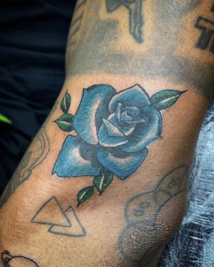 Blue rose tattoo.📩vinnytattoos95@gmail.com / @vinnyscialabba