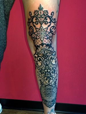 #ornamental #tattoo #black #tattooartist #lace #girl #leg #fullleg #bigtattoo 