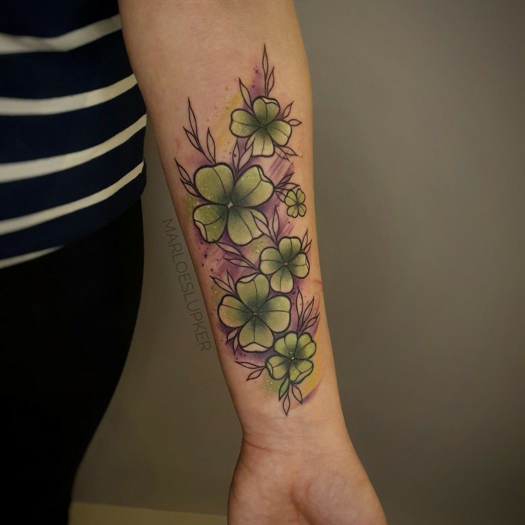 Tattoo uploaded by katievidan • Clover and wild vetch @FFLOWERPORN  #flowerporn #floral #botanical #clover #wildvetch #flowers • Tattoodo