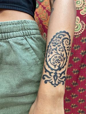 Bring your favorite piece of #fabric and get it tattooed on your skin!