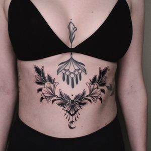 sternum ornaments by Mathilde (top part healed)