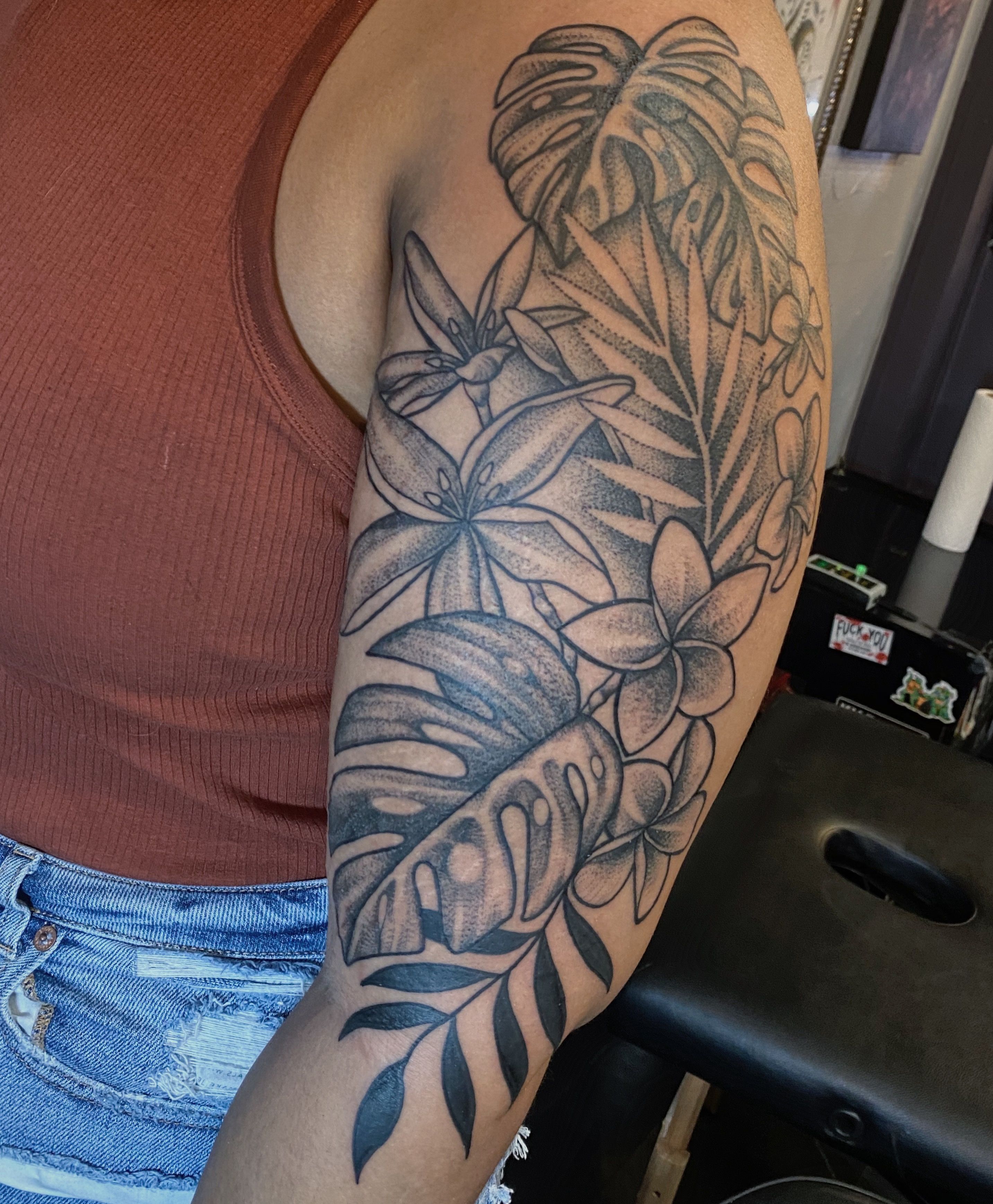 jungle sleeve tattoo  instead of frogtiger or black panther  Sleeve  tattoos for women Nature tattoo sleeve Inspirational tattoos
