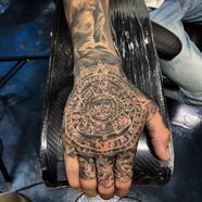 calendar' in Hand-Poked Tattoos • Search in +1.3M Tattoos Now • Tattoodo