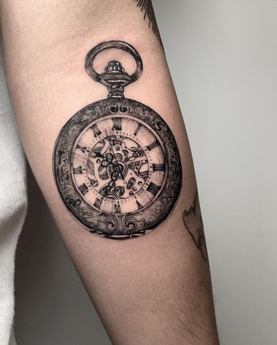 Tattoo by Deven Brodersen #DevenBrodersen #illustrative #fineline #singleneedle #watch #vintage #clock #pocketwatch 