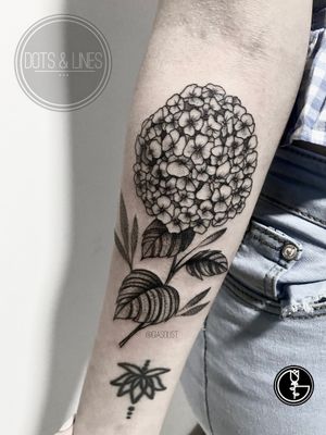 Tattoo by Dots & lines