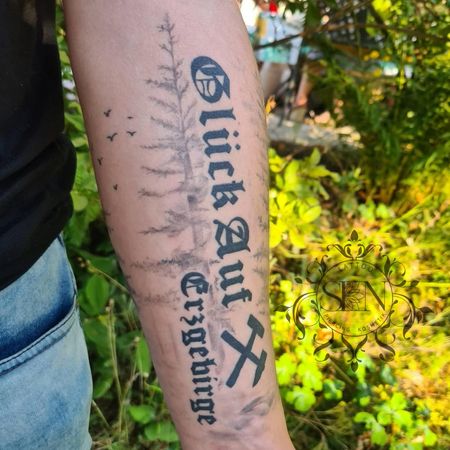 Flash tattoo