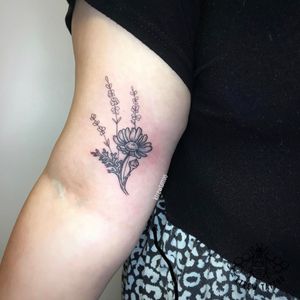 Floral Sprig Tattoo by Kirstie @ KTREW Tattoo - Birmingham, UK #sprig #floral #tattoos #flowertattoo #upperarmtattoo 