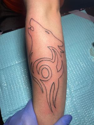 Outline of tribal wolf