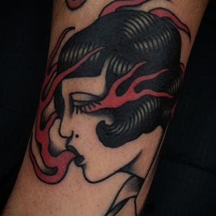 Tattoo by Sven Anholt #SvenAnholt #Anholttattoo #ladyhead #fire #oldschool