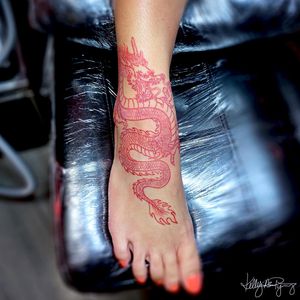 Chinese dragon tattoo 🐉