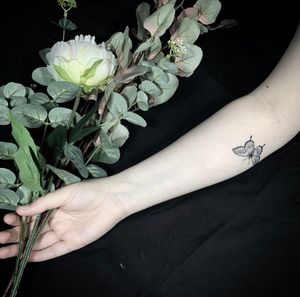 @yuzu_tattoos#yuzutattoo#yuautattoo#butterflytattoo#유주타투#나비타투