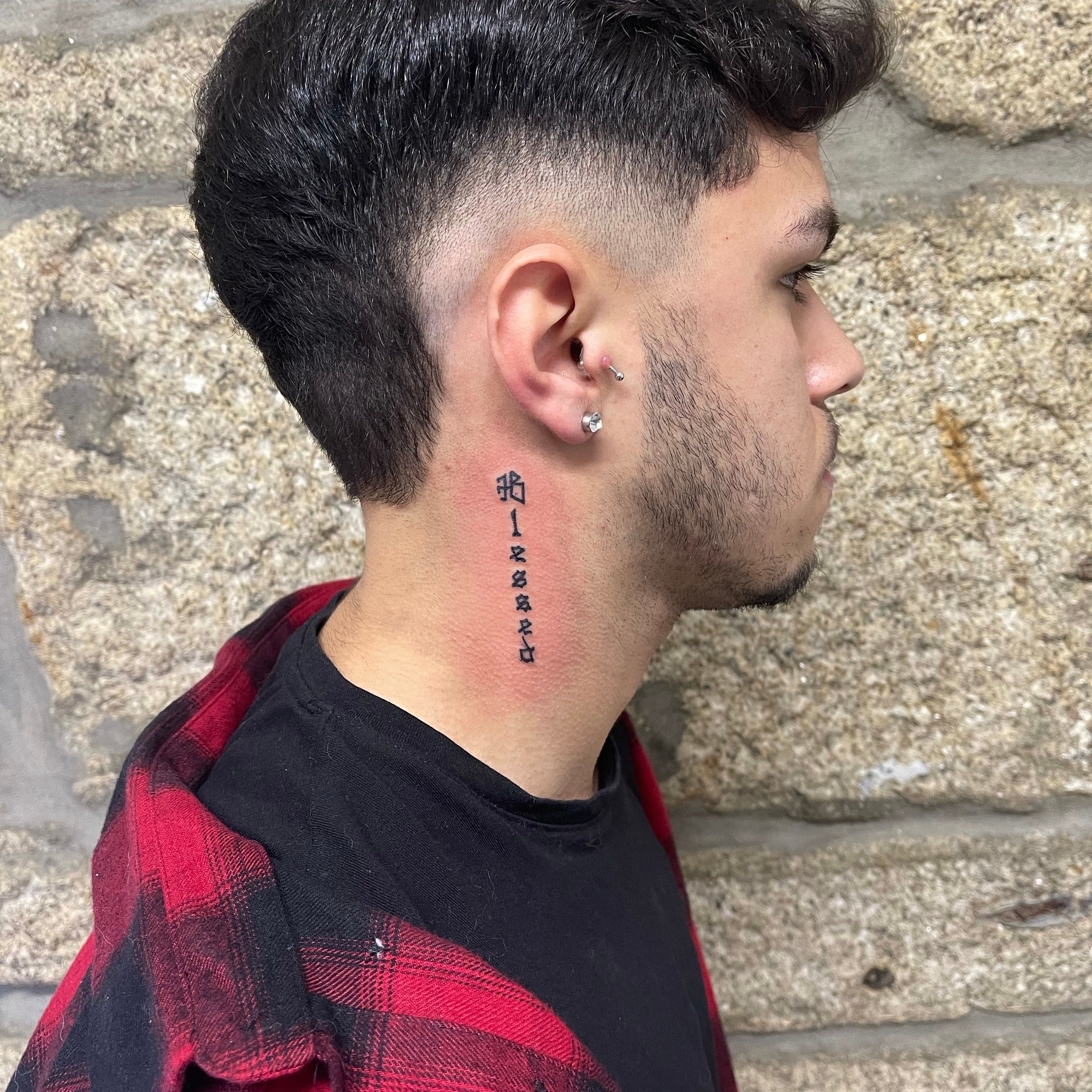 20 Behind The Ear Word Tattoos