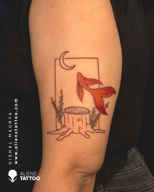 Customised Minimal Tattoo by Vishal Maurya at Aliens Tattoo India.
If you wish to get this tattoo visit our website - www.alienstattoo.com
