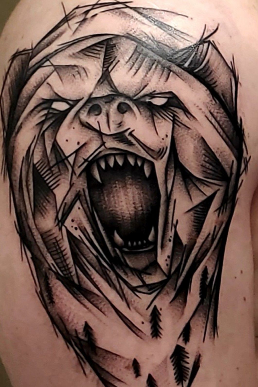 Polar bear tattoo on the left shoulderblade - Tattoogrid.net