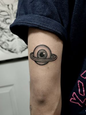 Planet eye #clydelaudato #planettatoo #eyetattoo