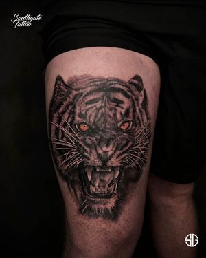 • Tiger • realistic thigh project by @roudolf.dimov.tattoos done @southgatetattoo For bookings and inquiries with SG team: •📧 info@southgatetattoo.co.uk •🌐 https://southgatetattoo.co.uk •📱07456415895‬(WhatsApp only) •📞 02083516330 • • • • • • • • #tiger #realistictiger #southgatetattoo #sgtattoo #realistictattoo #customtattoo #thightattoo #fullday #project #art #londontattoostudio #tattoostudio #blackandgreytattoo 