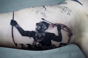 𝙄𝙂: 𝙣𝙖𝙩𝙚_𝙩𝙝𝙖𝙞𝙡𝙖𝙣𝙙 🌿 Blackwork Thai Hanuman tattoo by a tattoo artist in Chiang Mai, Thailand