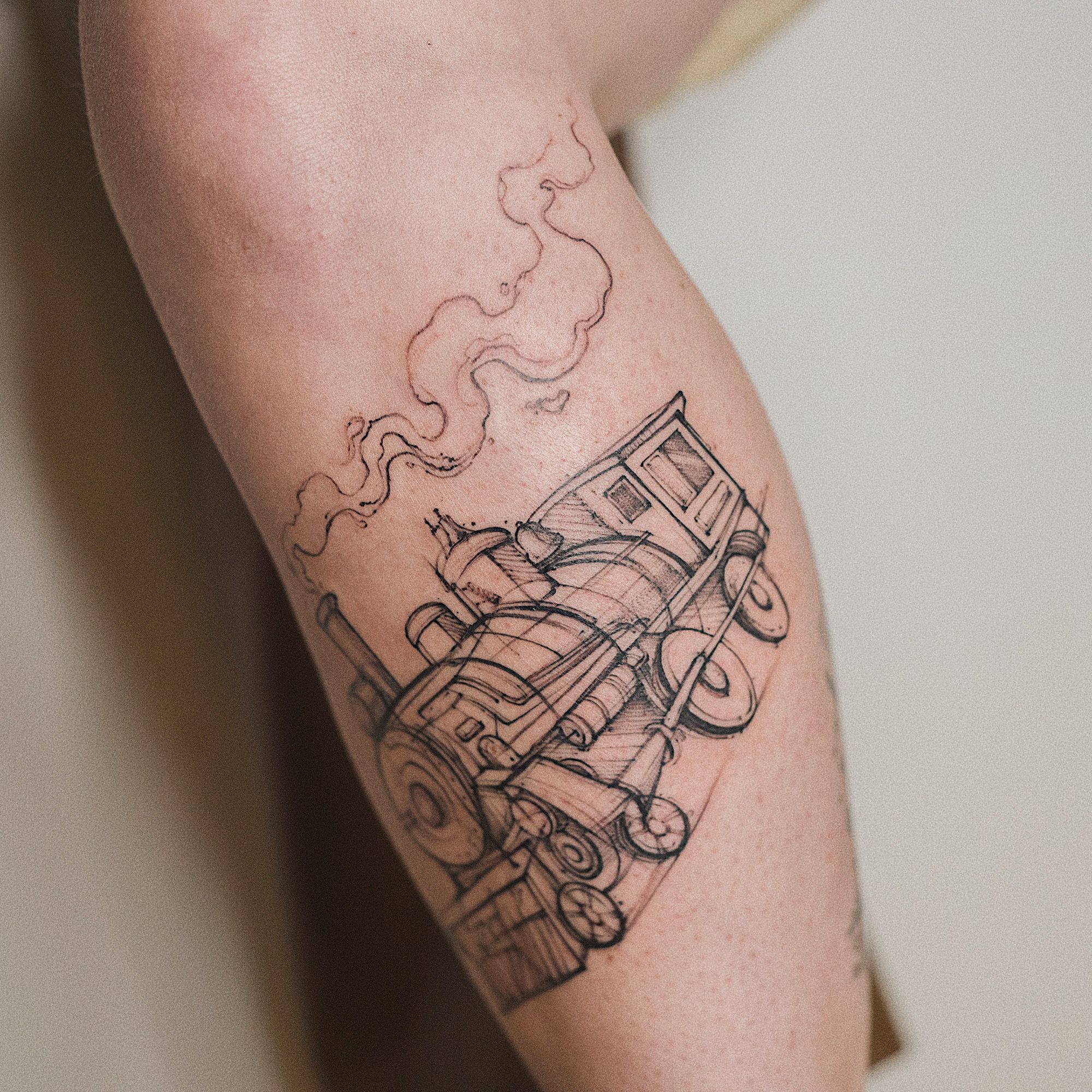 Tiny Travel Tattoos to Inspire Your Next Adventure - easy.ink™