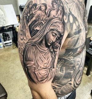 Tattoo by Tattoodo LA - Booking Assistant