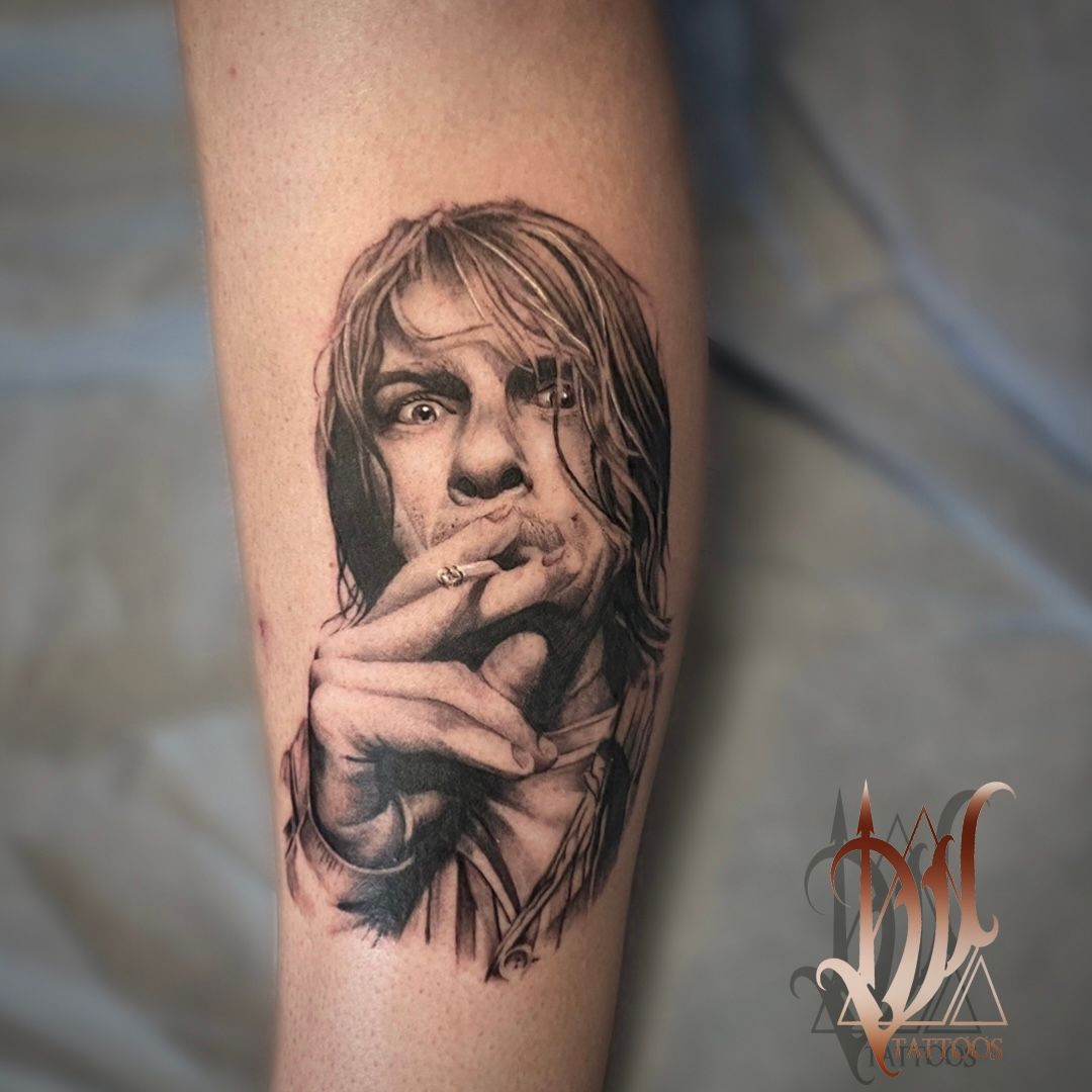 Copains dabord  Kurt Cobain by weants  nirvana  kurtcobain nirvanatattoo rock kurtcobaintattoo tatouage  realistictattoo portrait blackandwhite tattoo artist tattooartist  tattoos tattooart inked tattoed 
