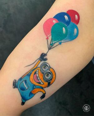 • Minion🎈• little colour piece by our resident @dr.ivo_tattoo Books/Info: 👉🏻@southgatetattoo •••#minion #minions #miniontattoo #balloon #tattoos #southgatetattoo #sgtattoo #sg #northlondon #london #enfield #southgate #londontattoostudio #balloons #colourtattoo 