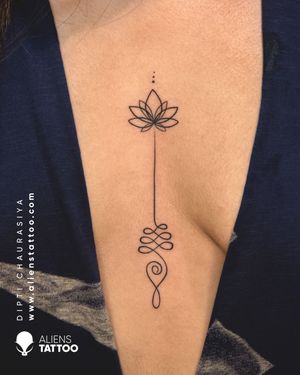 Checkout this amazing unalome tattoo by Dipti Chaurasiya at Aliens Tattoo India.
If you wish to get this tattoo visit our website - www.alienstattoo.com