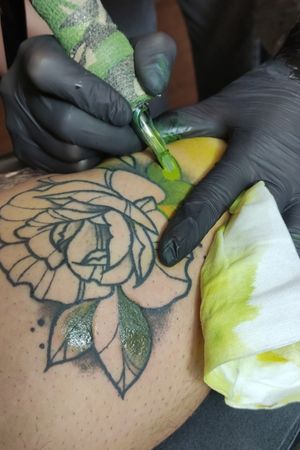 Taking safety and an healthy environment serious is part of my job as an tattoo artist. The care given to the tattoo session is important for a healthy healing process and overall quality of the tattoo itself.