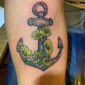 Anchor with sunflowers