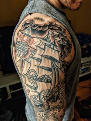 Second stage of the bicep segment of my nautical sleeve. Done by @fredyricca at The Family Business Tattoo in London. More of the shading and details added in this session @fredyricca is one of the best!