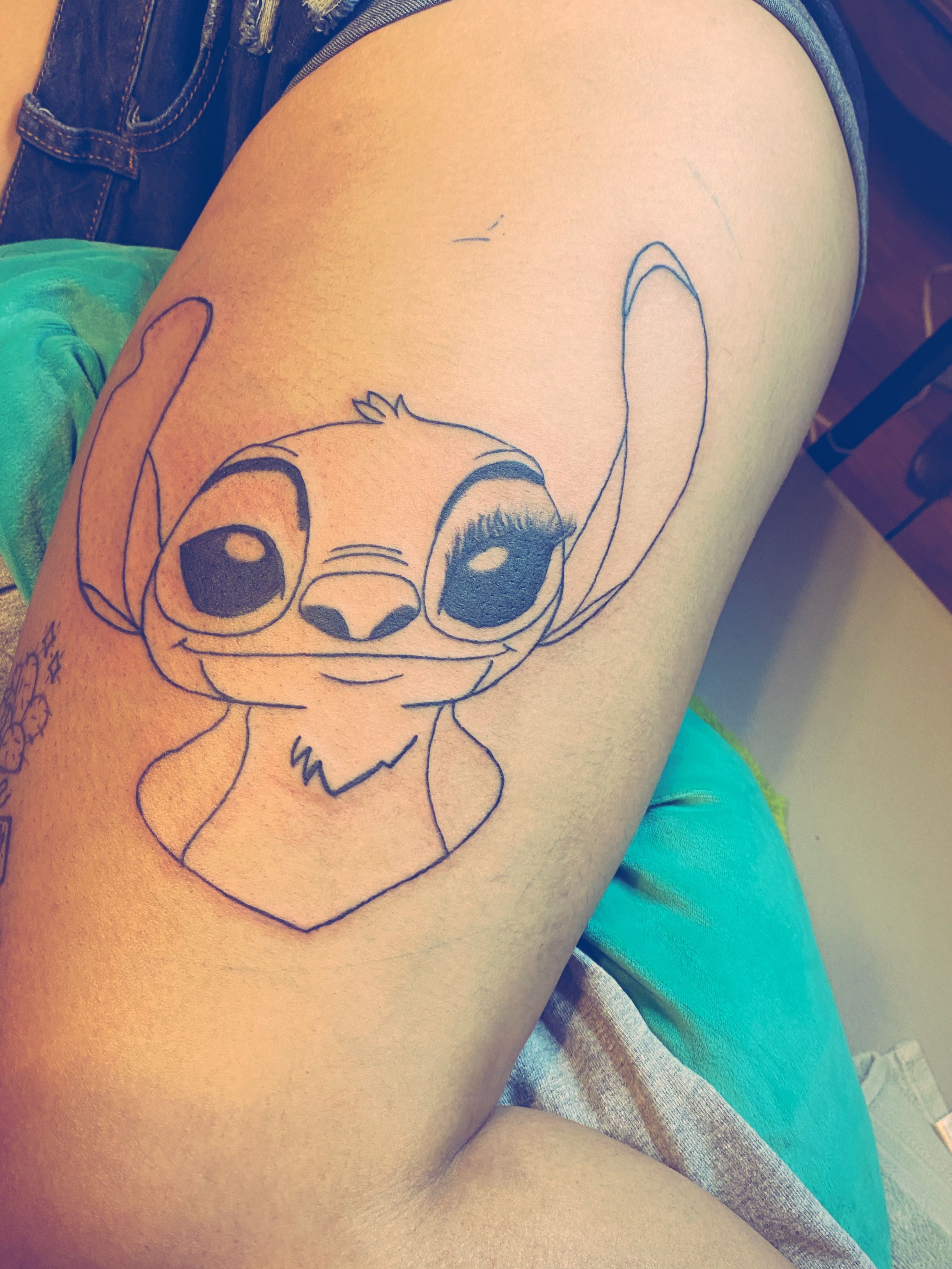 Batman Stitch and Robin Scrump!! Omg I had soo much fun with these semi  matching tattoos! Stitch is my all time favourite #disney character… |  Instagram