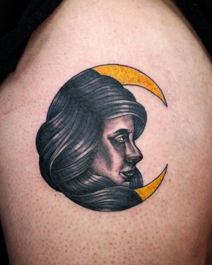 Lady & crescent moon 📩vinnytattoos95@gmail.com / @vinnyscialabba