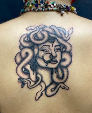Desi Medusa on the back 🐍