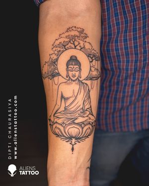 Checkout this amazing Buddha Tattoo by our brilliant artist Dipti Chaurasiya at Aliens Tattoo India.If you wish to get this tattoo visit our website - www.alienstatto.com