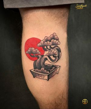 • Bonsai • custom traditional piece by our resident for @olibubbs 🔴Books/Info: 👉🏻@southgatetattoo •••#bonsai #bonsaitree #bonsaitattoo #southgatetattoo #sgtattoo #sg #traditionaltattoo #customtattoo #londotattoo 