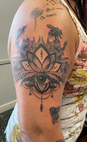 3rd eye lotus piece and bees 